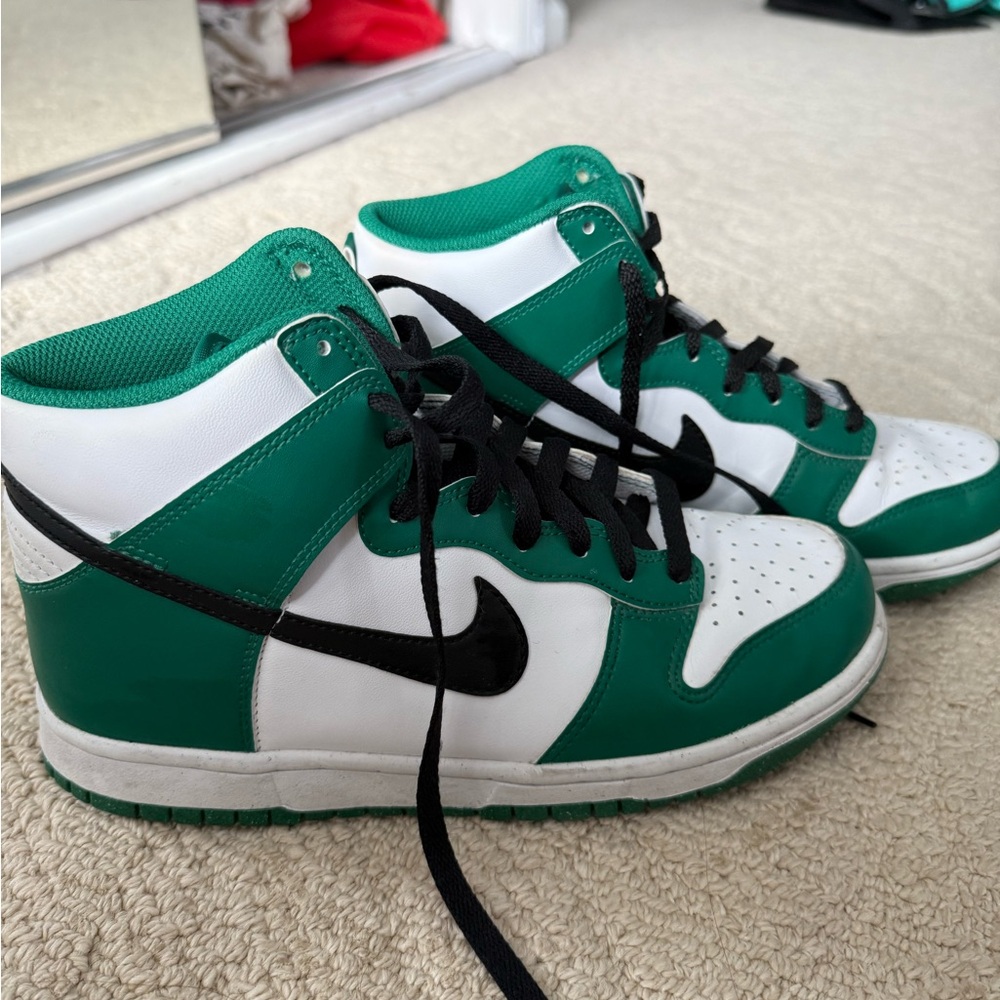 Jordan 1 High in stadium green